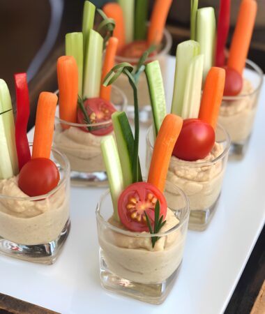 Mini Hummus and Fresh Veggie Cups for Weddings