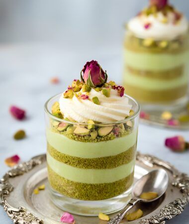 Elegant Pistachio Dessert Idea for Special Occasions
