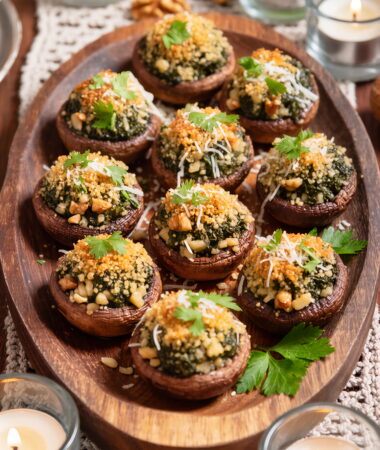 Stuffed Mushrooms with Walnuts and Spinach