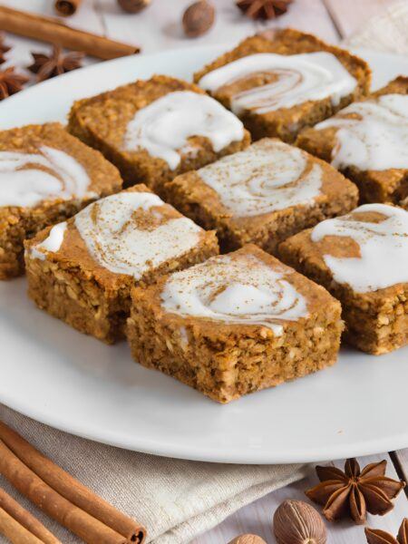Pumpkin Oatmeal Bars with Yogurt Swirl – Fall Bar